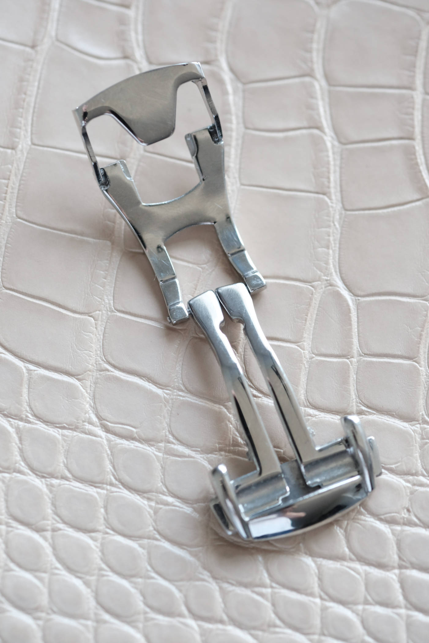 Omega-Style Deployant Clasp