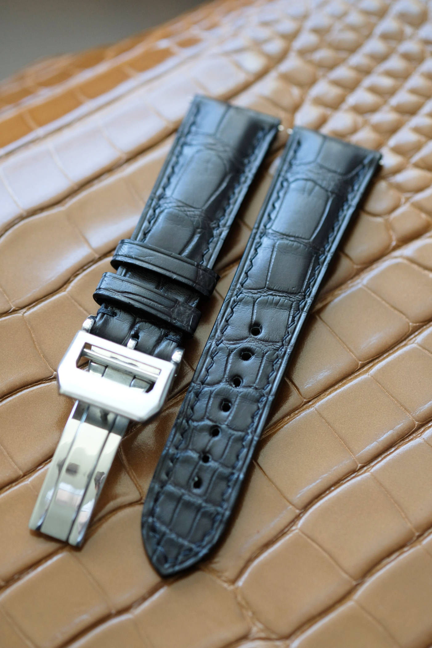 Custom Alligator Watch Strap - Cavalier Goods Co.