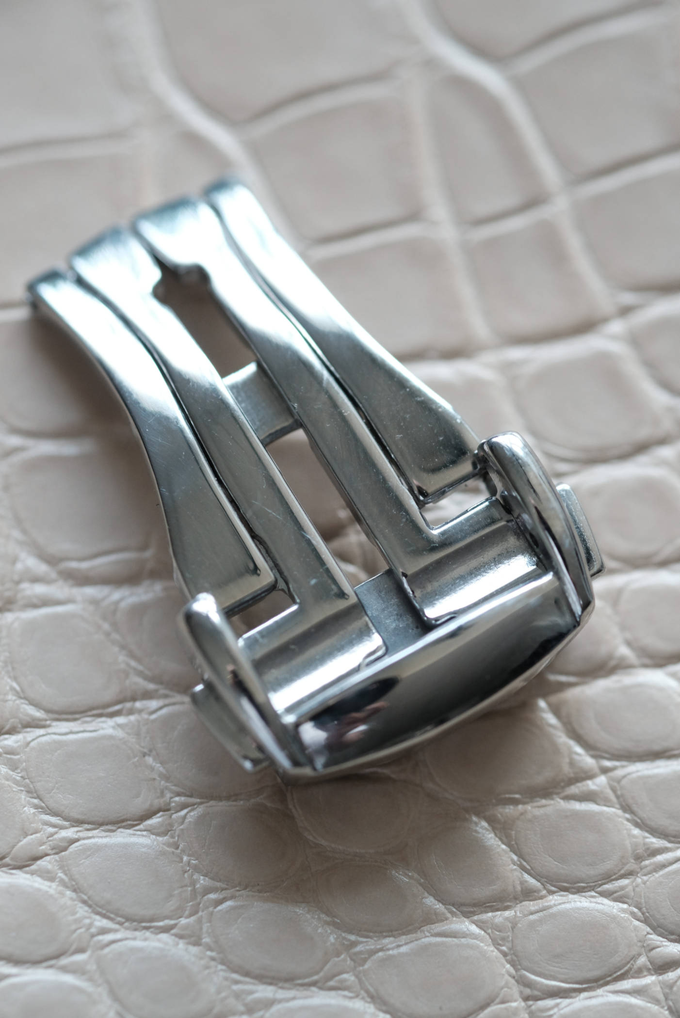 Omega-Style Deployant Clasp